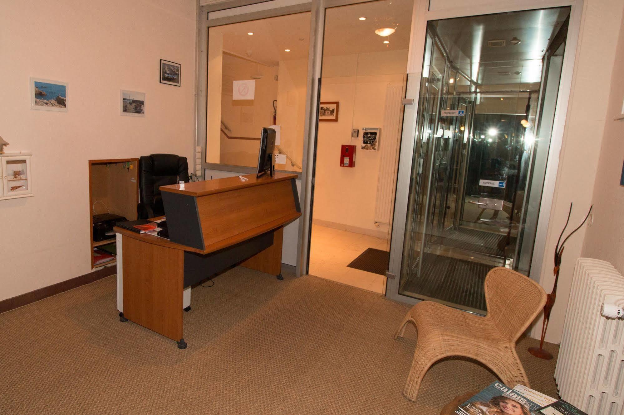 Hotel Pacific Calais Exteriér fotografie